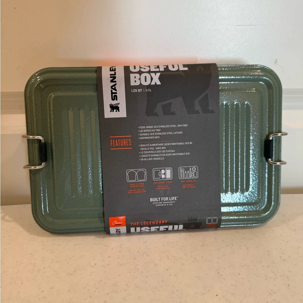 NEW Hammertone Green Stanley Useful Box ~ Size 1.25QT - Picture 2 of 9